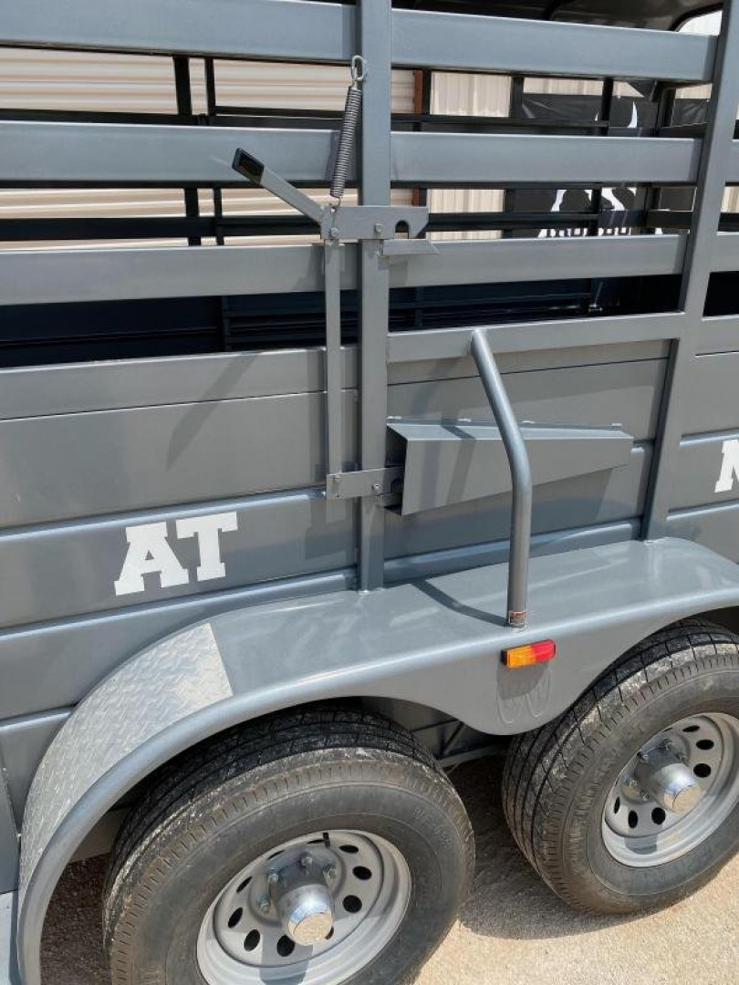 6×16 Horse Livestock Trailer photo 5
