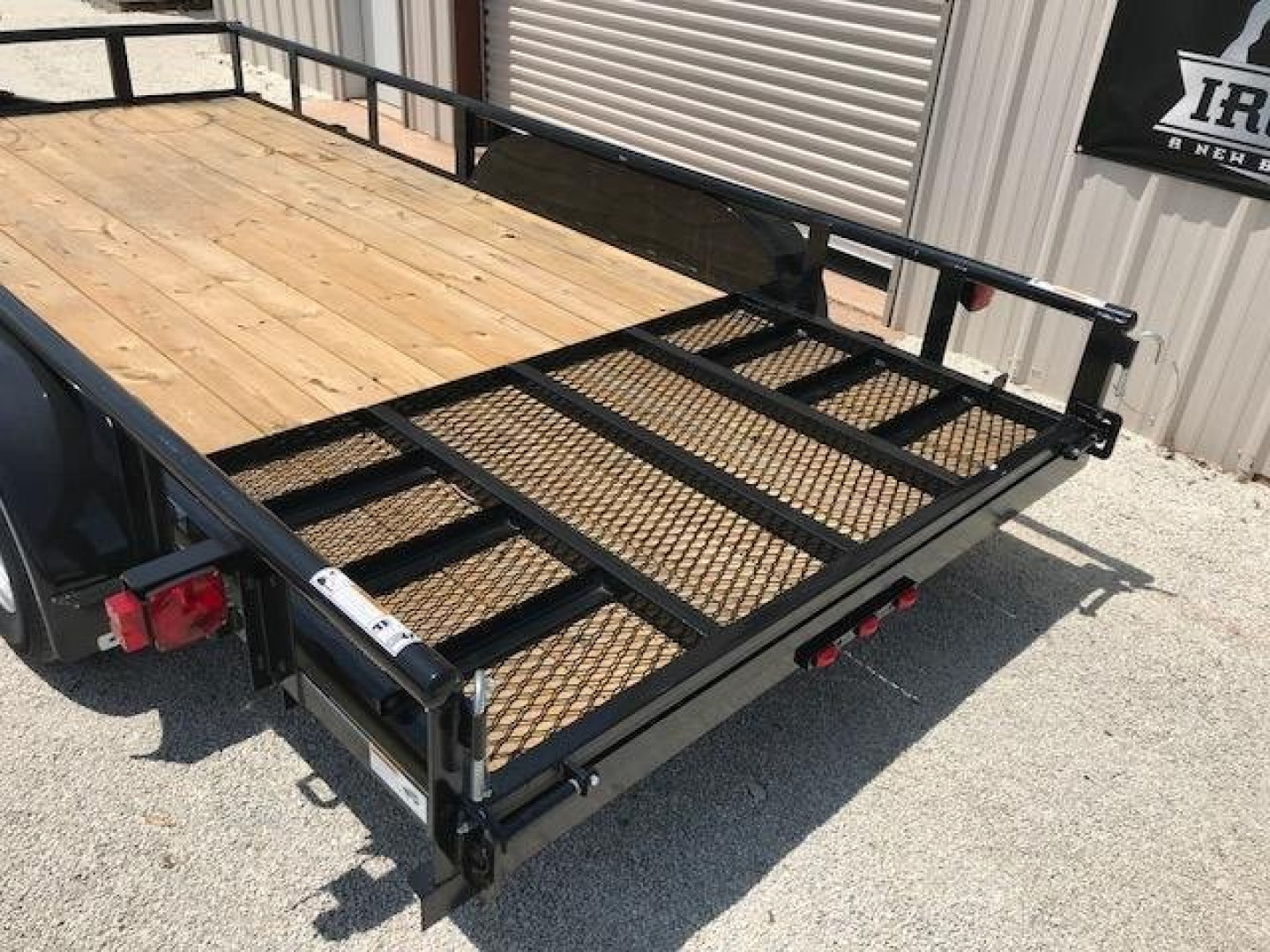 7×16 Utility Trailer photo 6