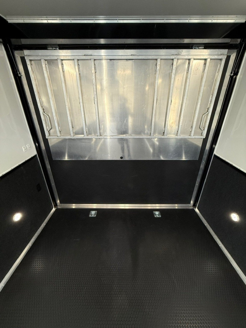 New 2025 RC Trailers 8.5x44 Race Trailer with Bathroom