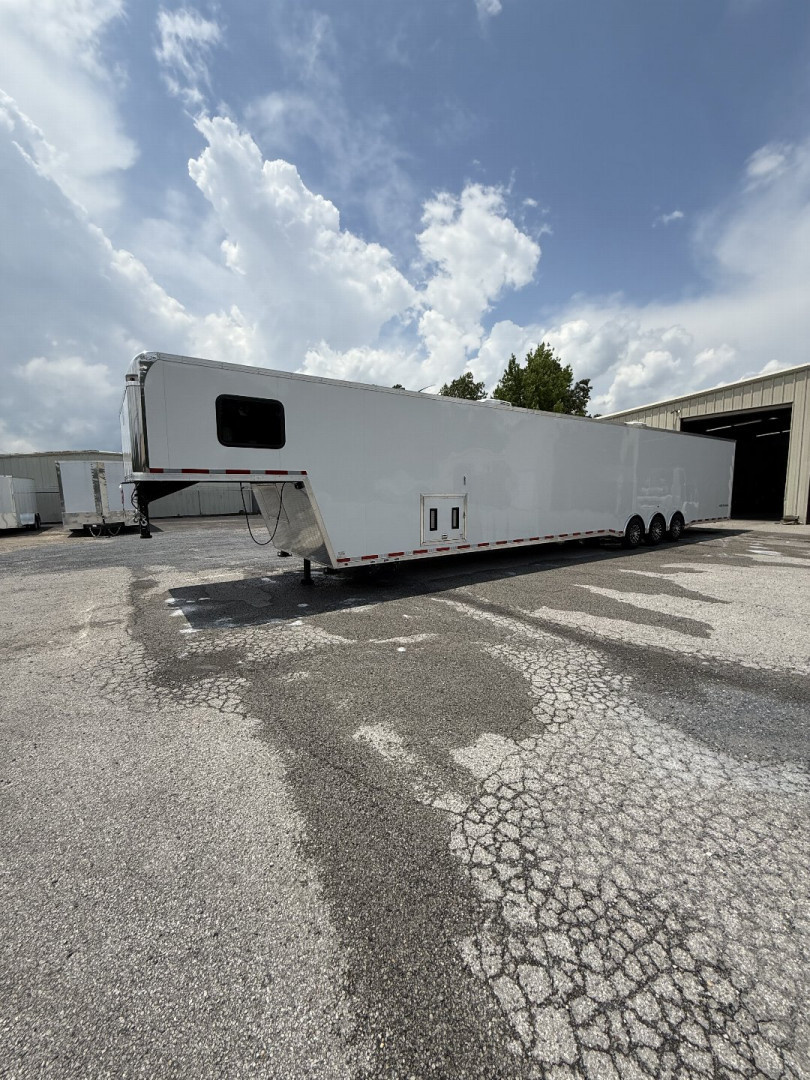 New 2025 Vintage Trailers 8.5x53 Race Trailer With Bathroom