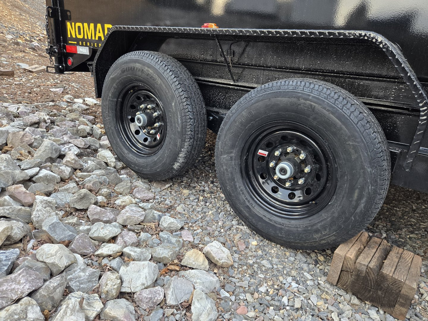 New 7 x 14 Big Tex NOMAD 14LX Low Pro Dump Trailer, 14k GVWR ***Scissor Hoist Lift w/Power Up, Power Down & Gravity Down