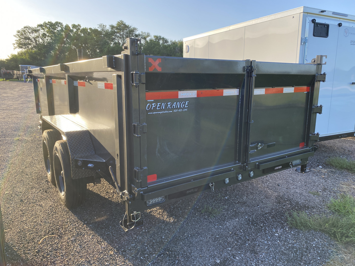 New 2026 MAXX-D DTX Dump Trailer 83x16