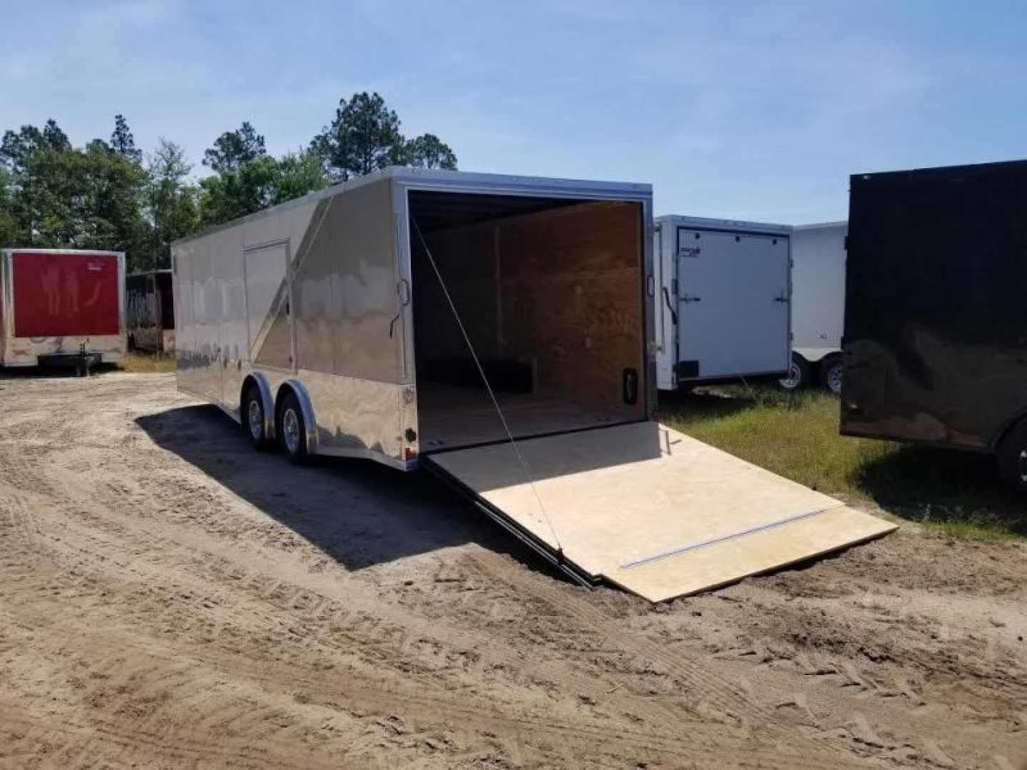 9×24 Enclosed Cargo Trailer photo 5