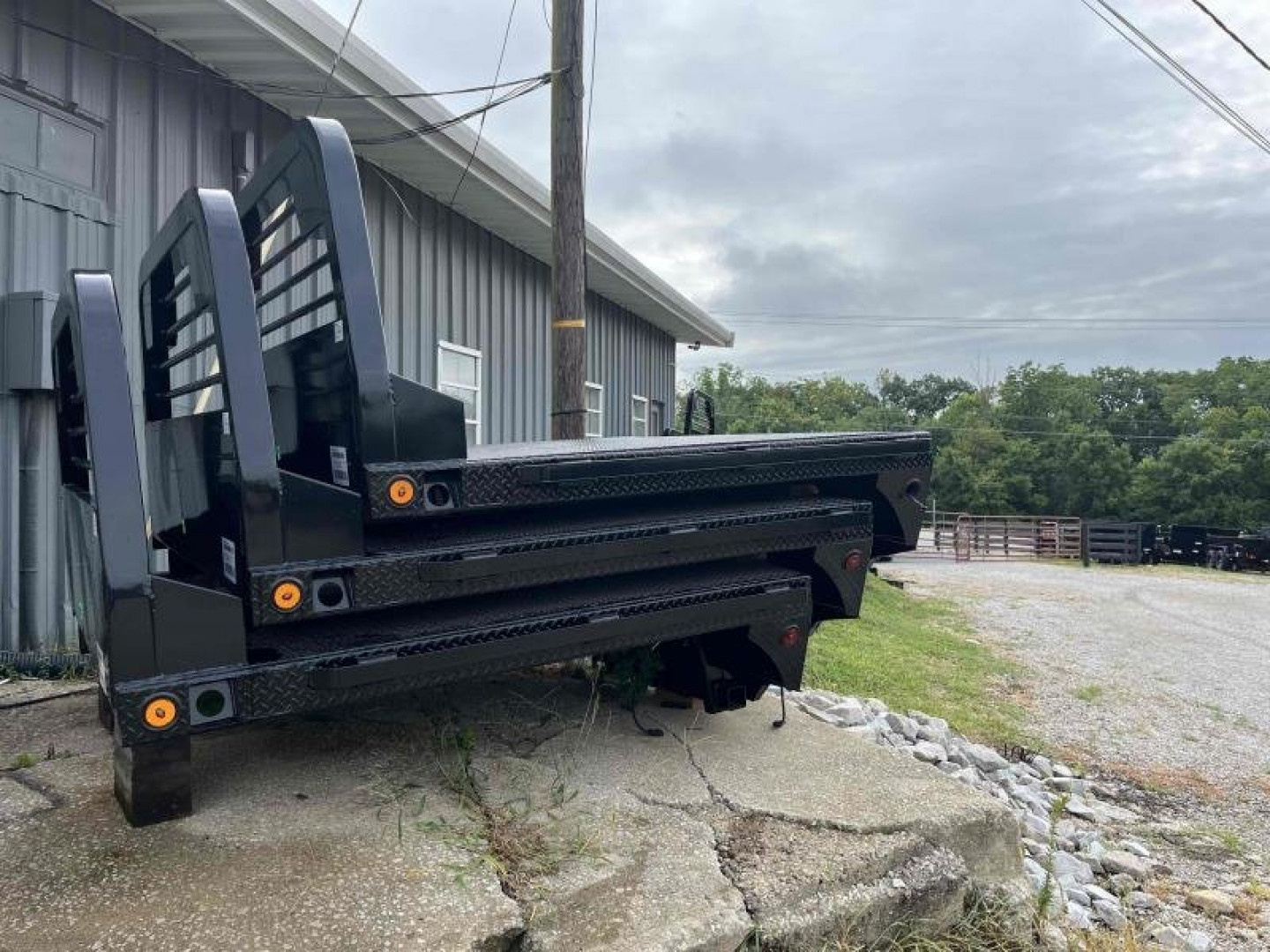 New 2026 Norstar SR SINGLE WHEEL SHORT BED Truck Bed take off