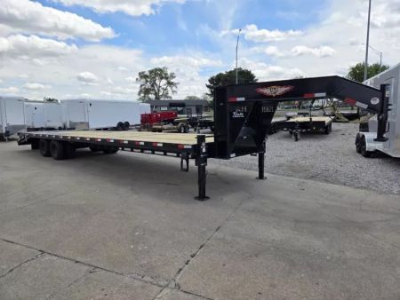 New 2027 H&H Trailers 102x30+5 HD Low Profile Dovetail Super Deluxe Ramps Gooseneck Deckover Trailer 25.9K Equipment Trailer