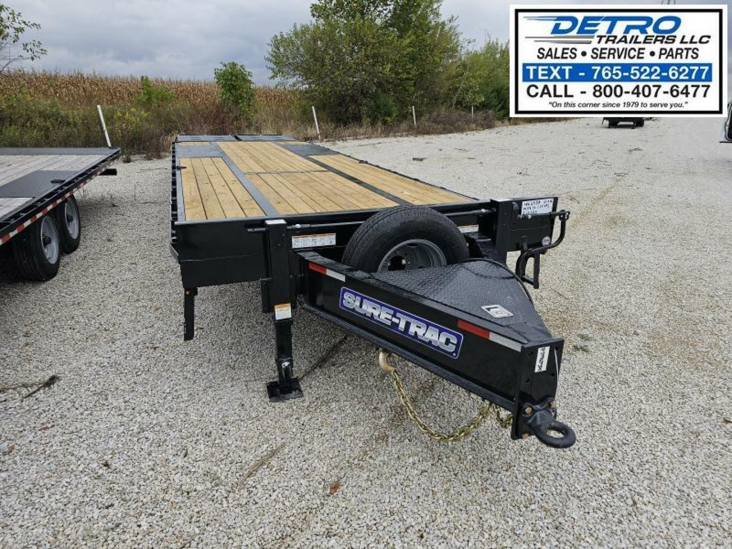 New 2025 Sure-Trac 102" x 30' (25+5) 25.9K HD Low Profile Beavertail Deckover Trailer