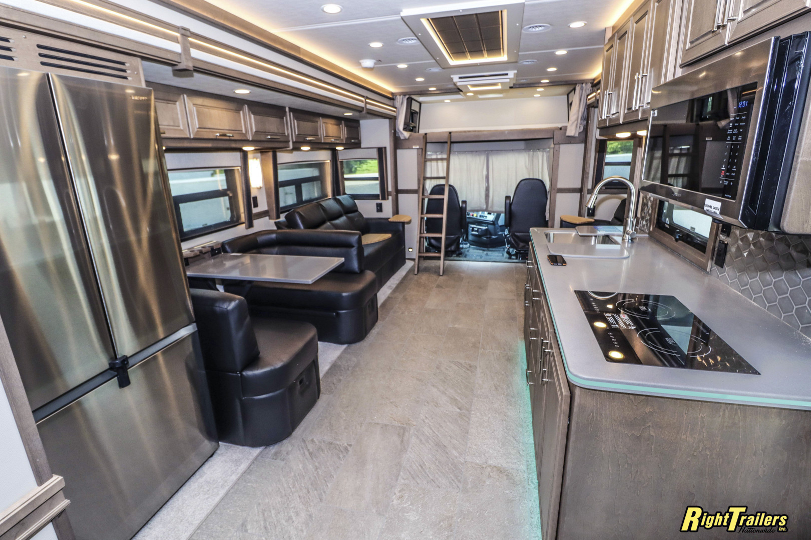 New 2026 Renegade RV Motorhome Renegade 45CME Class C