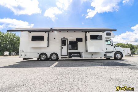 New 2026 Renegade RV Motorhome Renegade 45CME Class C