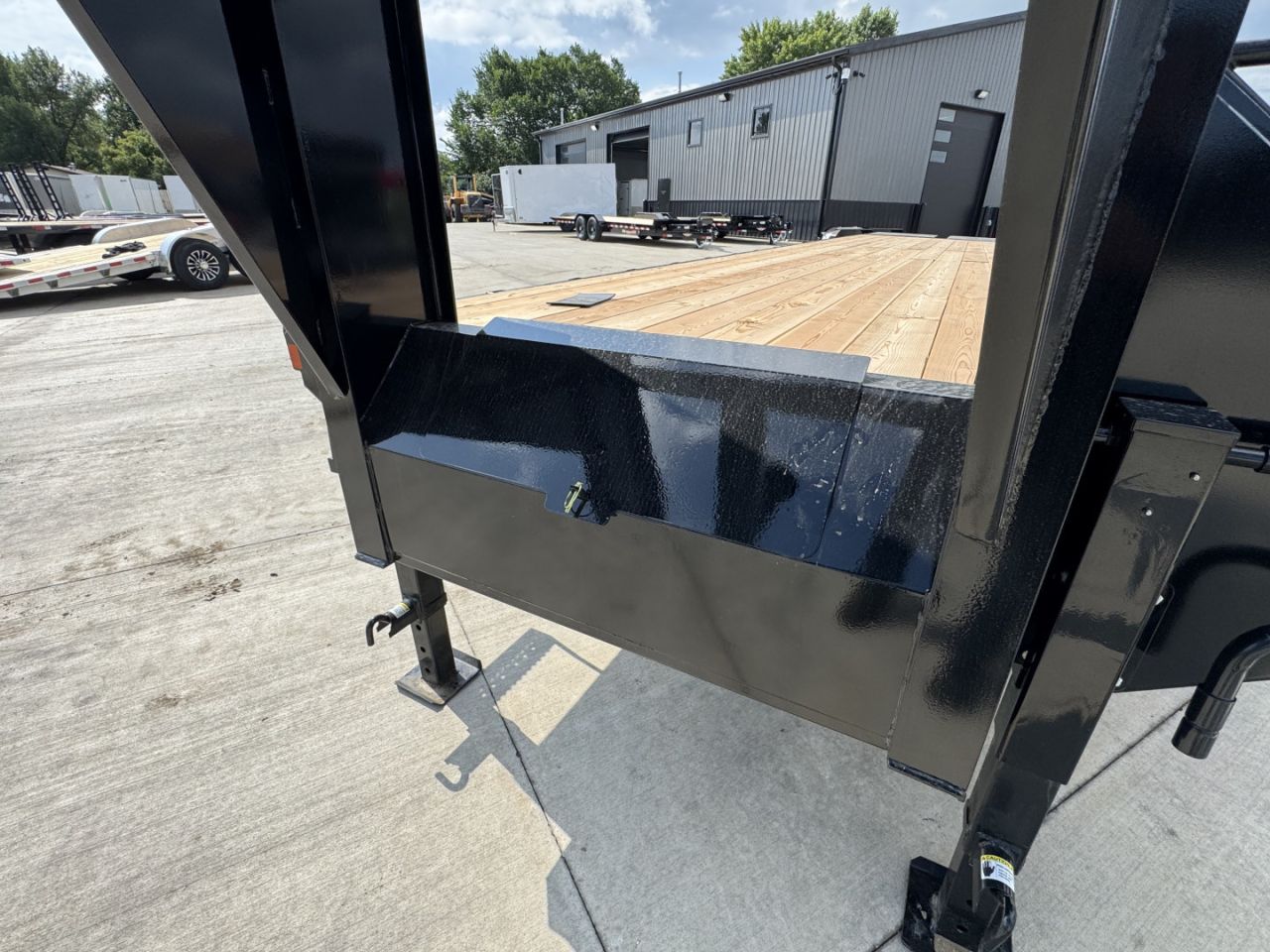 New 2027 Double A 40’ Gooseneck Deckover 35’ plus 5’ x 102” with 2-12K tandem dual axles=26K