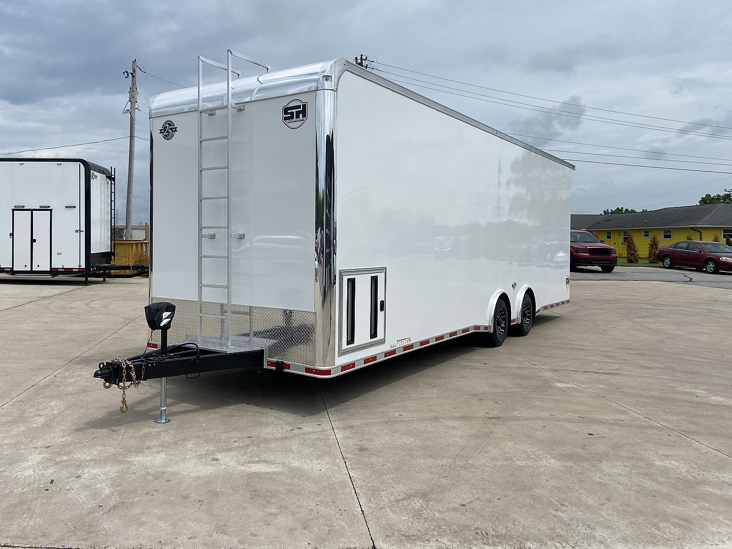New United Trailers 32' Super Hauler