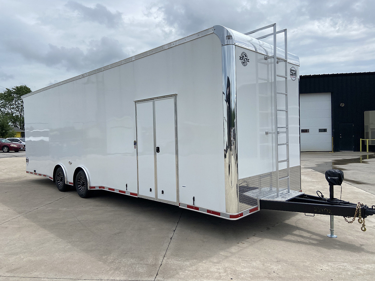New United Trailers 32' Super Hauler