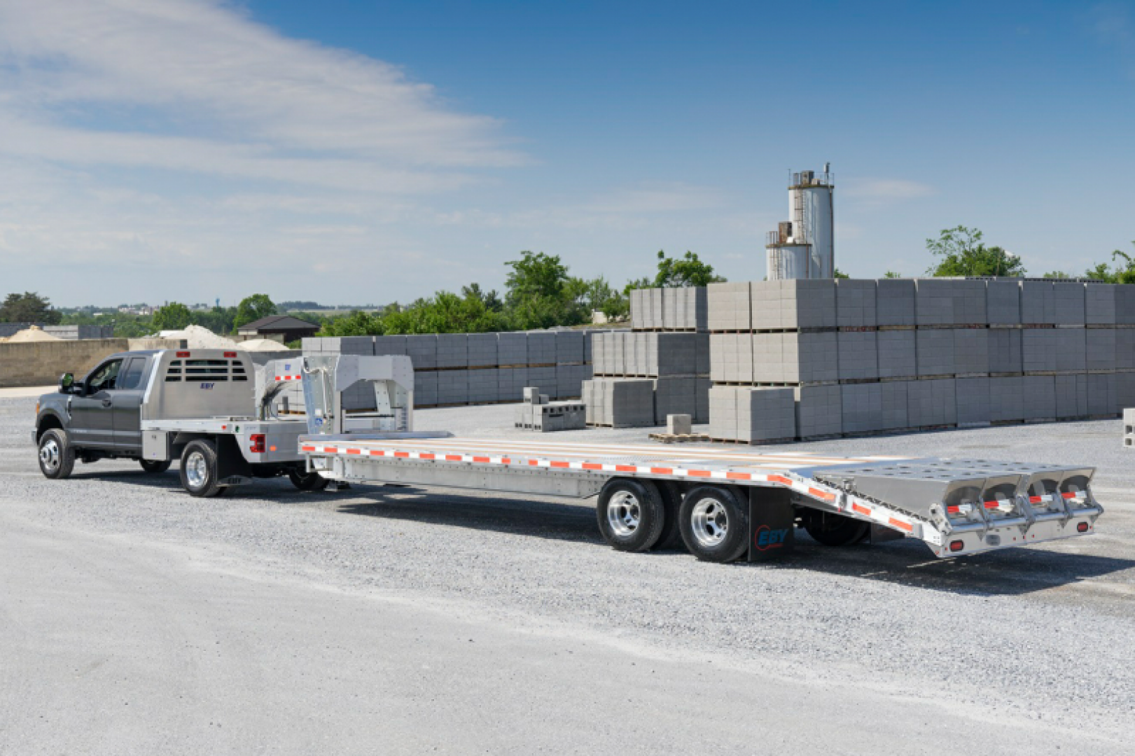 New 2025 EBY 20+5 HD GOOSENECK ALUMINUM DECKOVER Trailer w/ 50/50 Ramps (PRICE DROP!!)