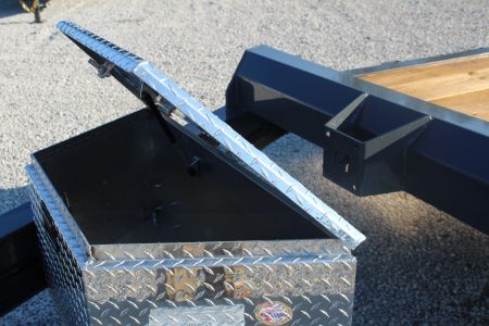 New 2025 Moritz ELBH 7' x 22' Low Pro - Aluminum Ramps - Equipment Trailer - 14000# GVW