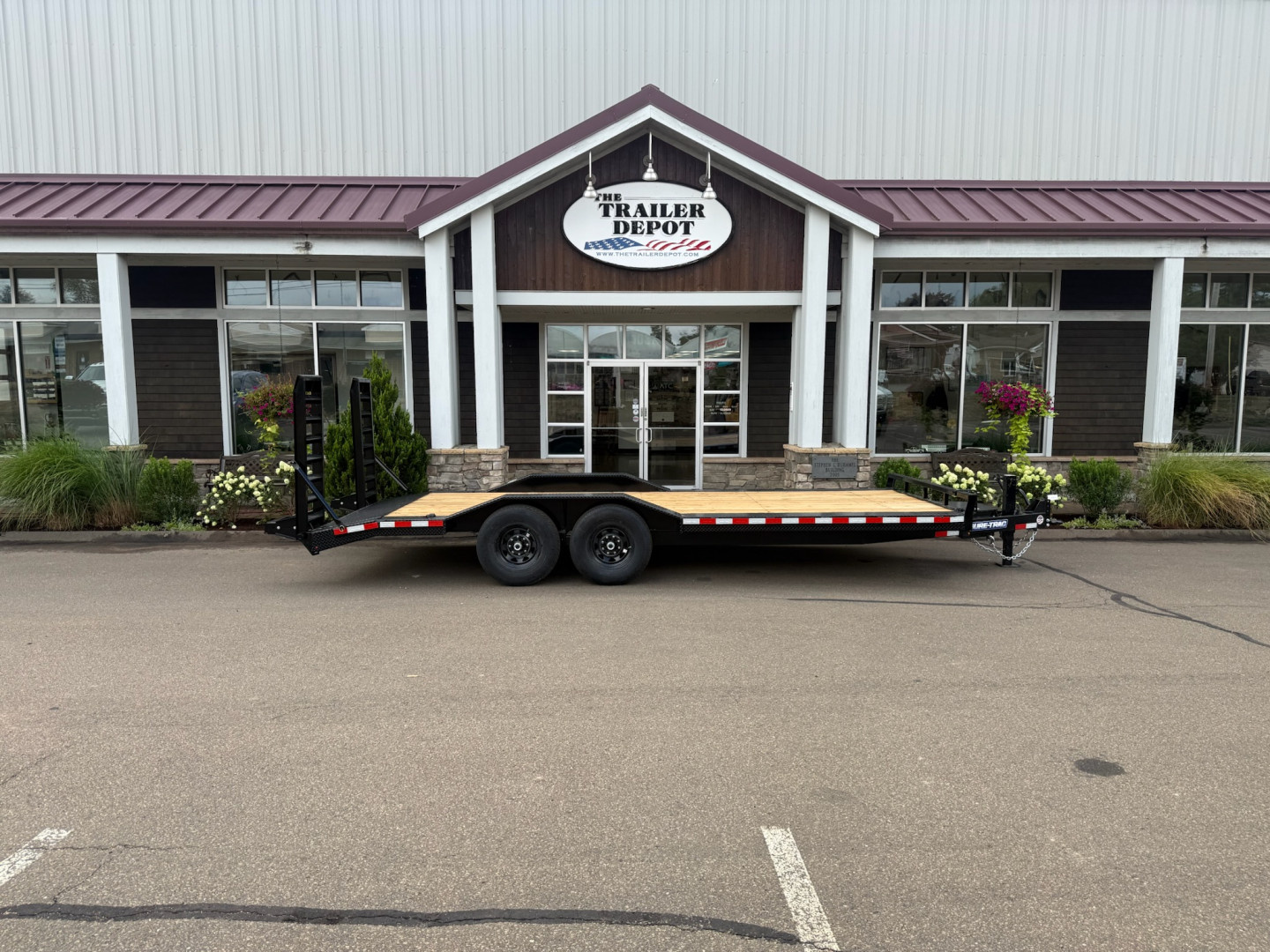 New Sure-Trac 8'6" x 20' Drive Over Fender Equipment Trailer 14K