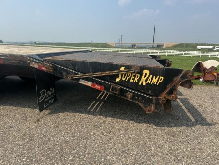 Used 2020 Delta Mfg 8'6"x32' FB GN Flatbed Trailer