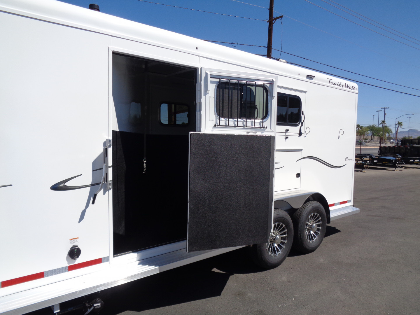 New 2026 Trails West * CLASSIC LQ 3-H * Classic LQ 3-Horse 7x7 Side Tack Goose Neck Horse Trailer *On Order*