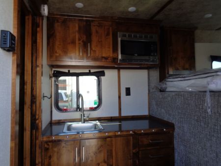 New 2026 Trails West * CLASSIC LQ 3-H * Classic LQ 3-Horse 7x7 Side Tack Goose Neck Horse Trailer *On Order*