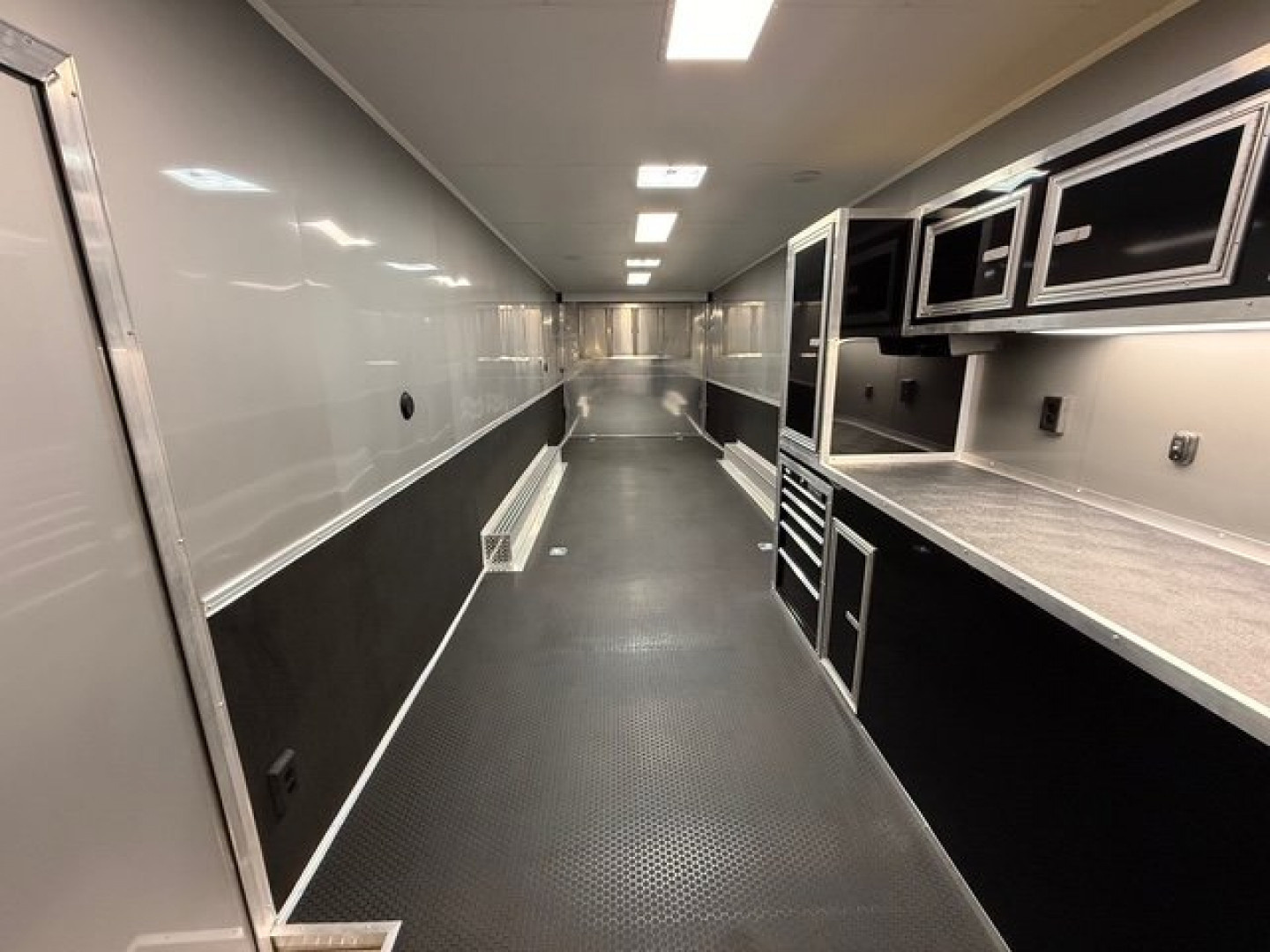 New Vintage Trailers 8.5x34 Race Trailer Car / Racing Trailer