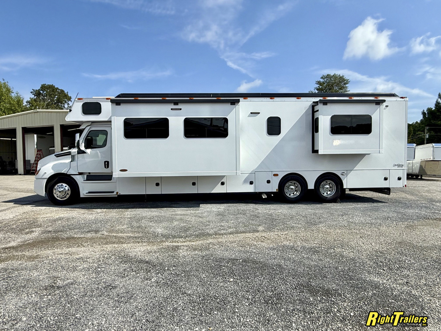 New 2026 Renegade RV Classic 45CBF with 2 Baths