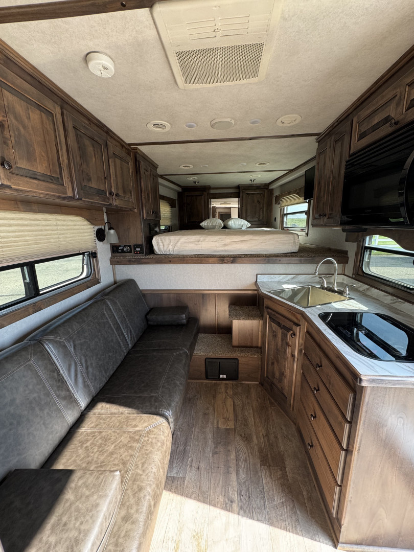 Used 2022 4-Star Trailers 2+1 Trail Boss LQ Horse Trailer