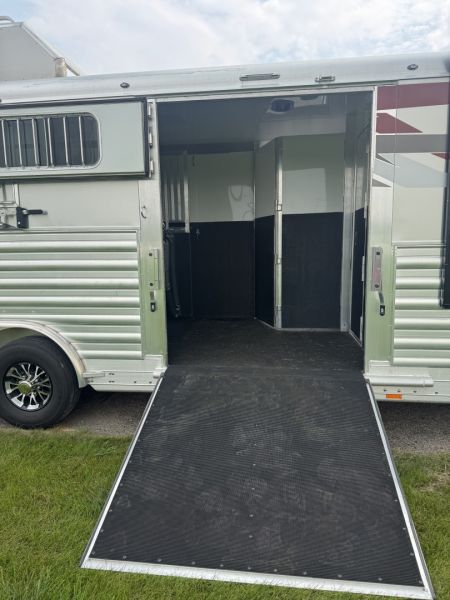 Used 2022 4-Star Trailers 2+1 Trail Boss LQ Horse Trailer