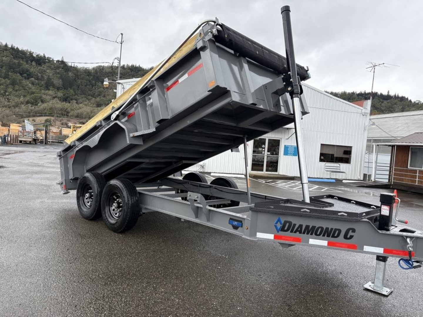 New DUMP 2026 Diamond C Trailers LPT207 82X14 LOW PROFILE 14K Trailer CEMENT GRAY