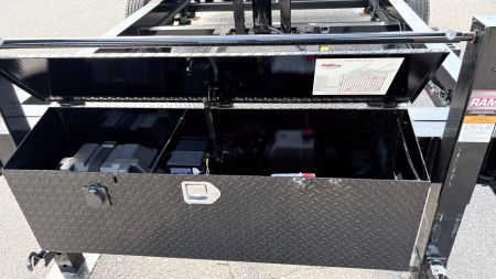 New 2025 Top Hat7x14 Gooseneck Dump Trailer!