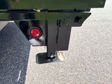 New 2025 Top Hat7x14 Gooseneck Dump Trailer!