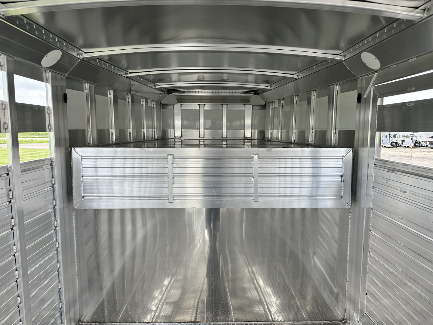 New 2026 4-Star Trailers 24' Deluxe GN Stock / Stock Combo Trailer