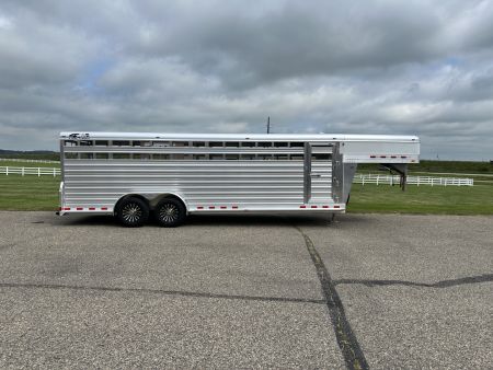 New 2026 4-Star Trailers 24' Deluxe GN Stock / Stock Combo Trailer