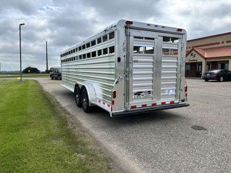 New 2026 4-Star Trailers 24' Deluxe GN Stock / Stock Combo Trailer