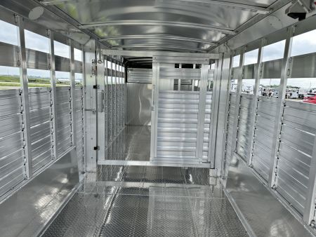 New 2026 4-Star Trailers 24' Deluxe GN Stock / Stock Combo Trailer