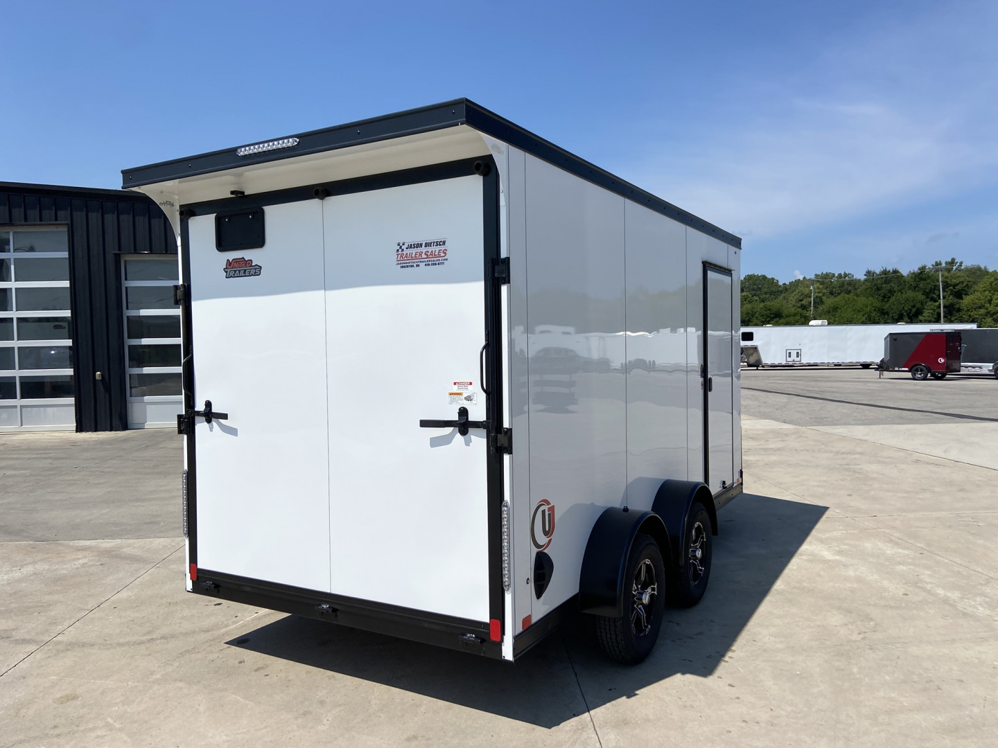 7K Enclosed Cargo Trailer photo 4