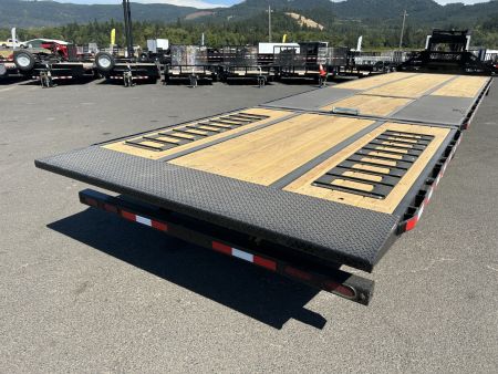 New 2026 Midsota 8.5x36 Gooseneck Deckover W/Power Tail 25.9k GVWR