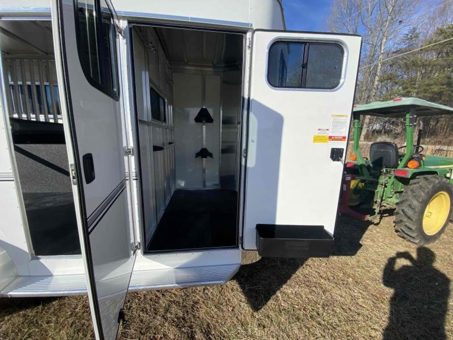 New 2027 Sundowner Trailers CHARTER TR SE 2H BP Horse Trailer