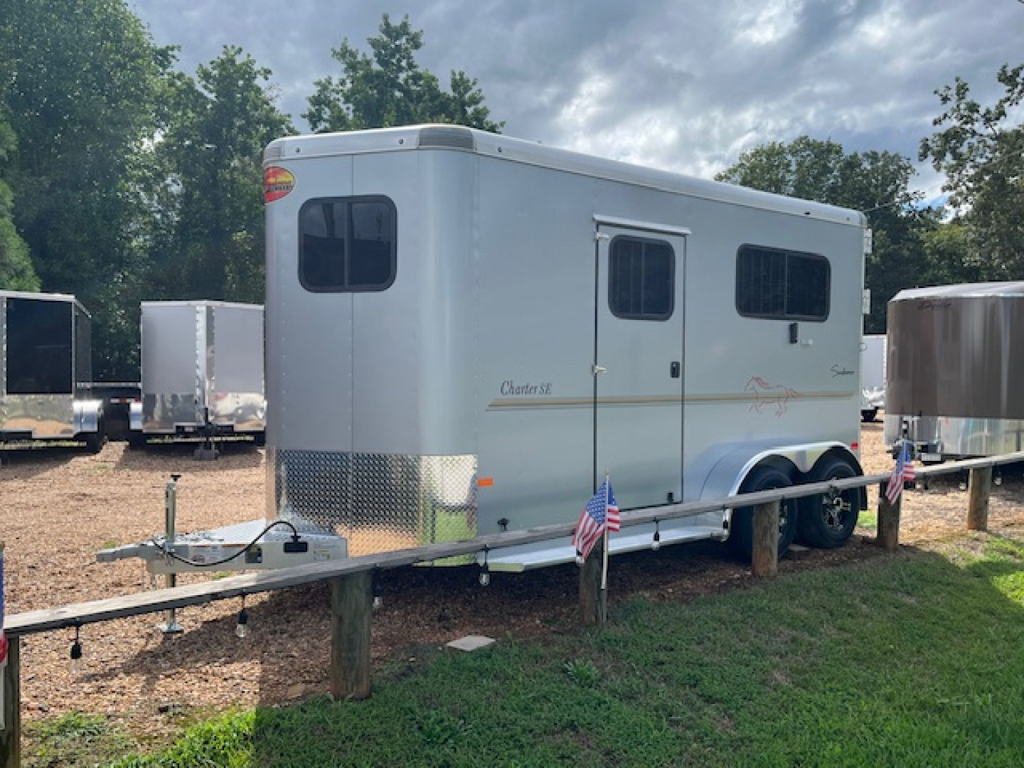 New 2027 Sundowner Trailers CHARTER TR SE 2H BP Horse Trailer