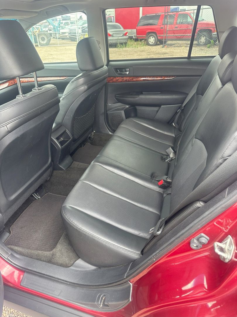 2012 Subaru Outback Limited - Photo 34
