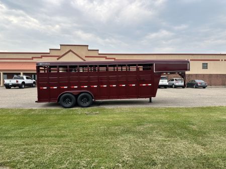 New 2026 S&S Manufacturing 6'8"x6'6"x20' GN Stock / Stock Combo Trailer