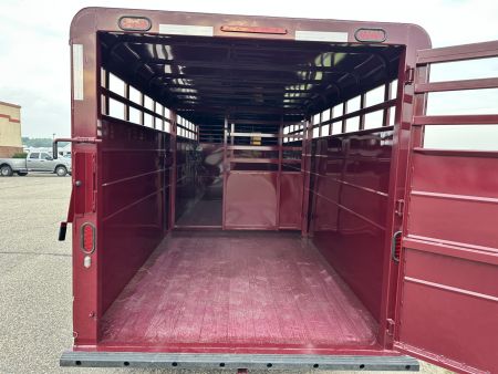 New 2026 S&S Manufacturing 6'8"x6'6"x20' GN Stock / Stock Combo Trailer