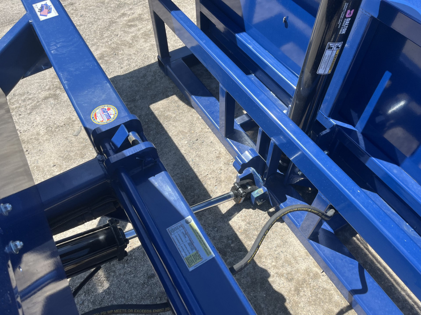 New DH10 AIR TOW 6'2" X 10'5" DROP DECK & DOCK LOADING EQUIPMENT TRAILER