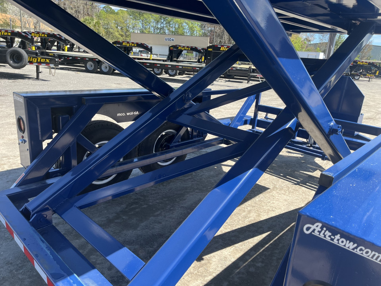 New DH10 AIR TOW 6'2" X 10'5" DROP DECK & DOCK LOADING EQUIPMENT TRAILER