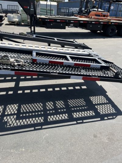 Used 2024 Silverback Trailers CT40FBD Car Hauler