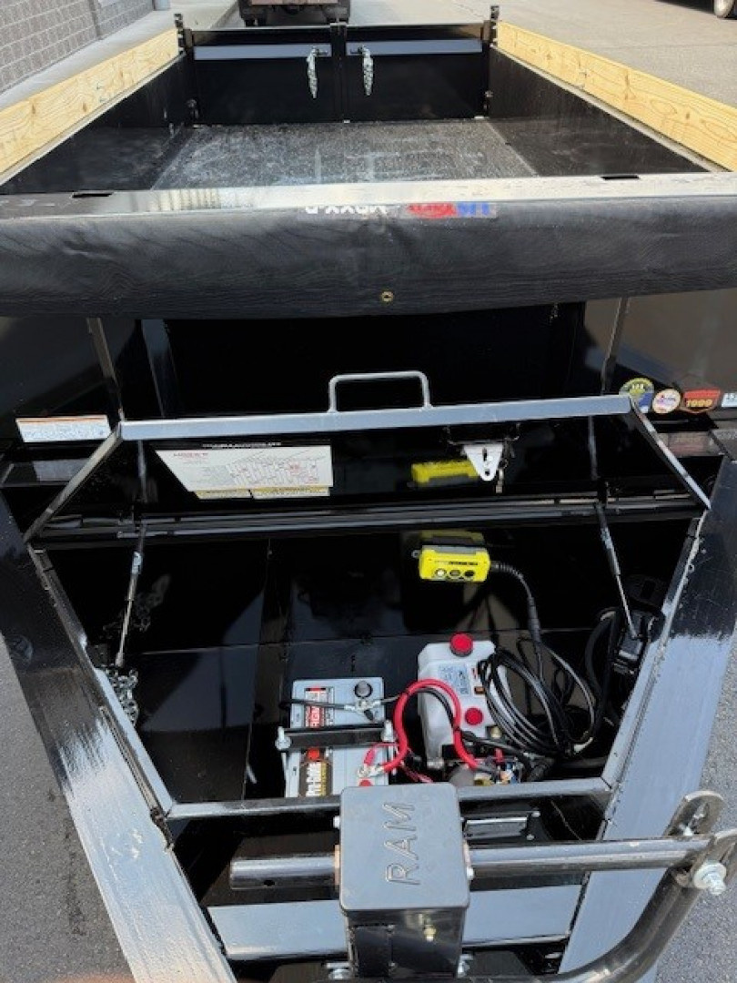 New 2026 MAXX-D DKB8314 Dump Trailer
