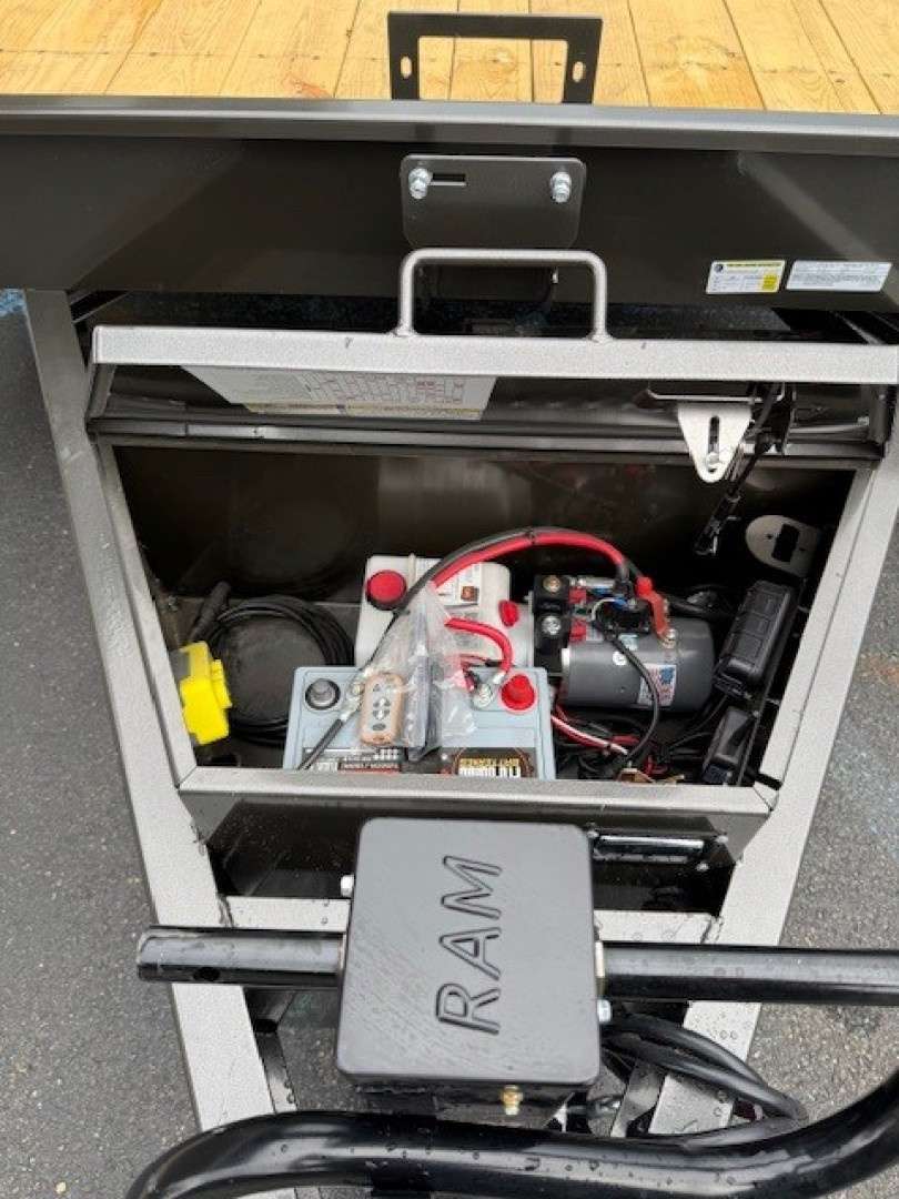 New 2027 MAXX-D T6B10220 Tilt Trailer