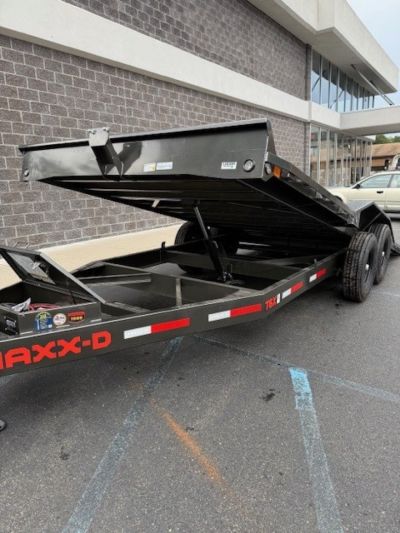 New 2027 MAXX-D T6B10220 Tilt Trailer