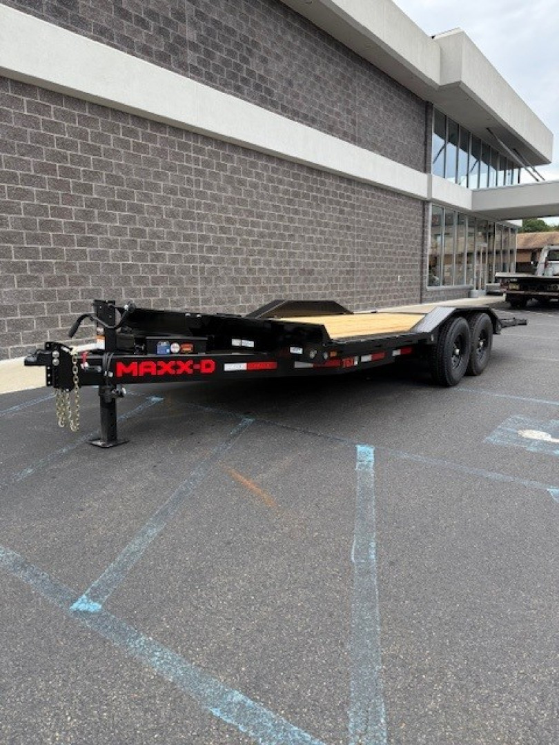 New 2027 MAXX-D T6B10220 Tilt Trailer