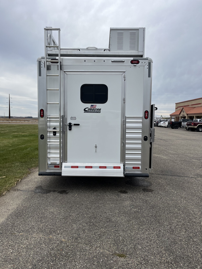 New 2025 Cimarron Trailers 4H 14'8" Trail Boss LQ Horse Trailer -DEMO