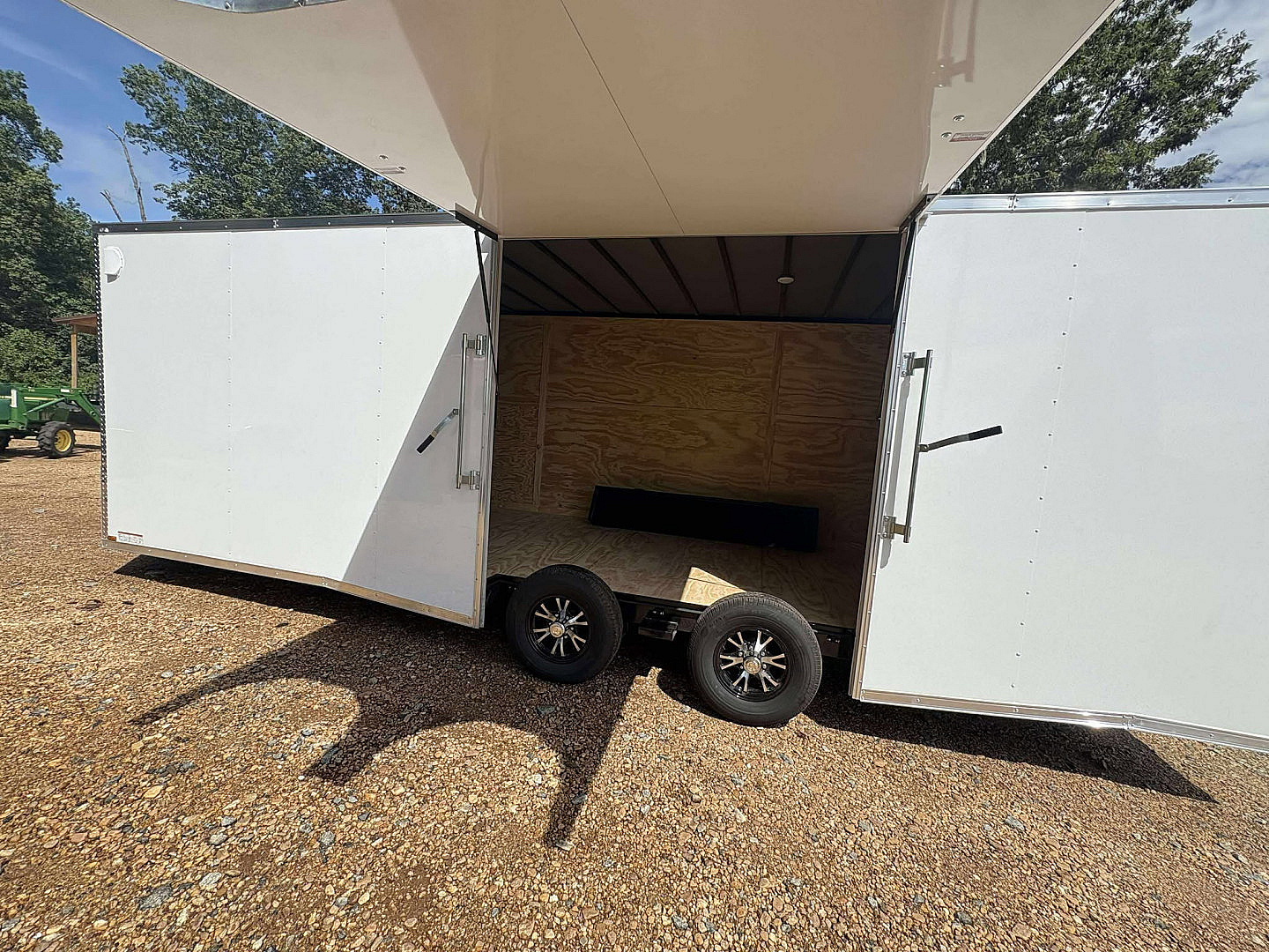 New 2026 Signature Series 8.5x24 Car / Racing Trailer