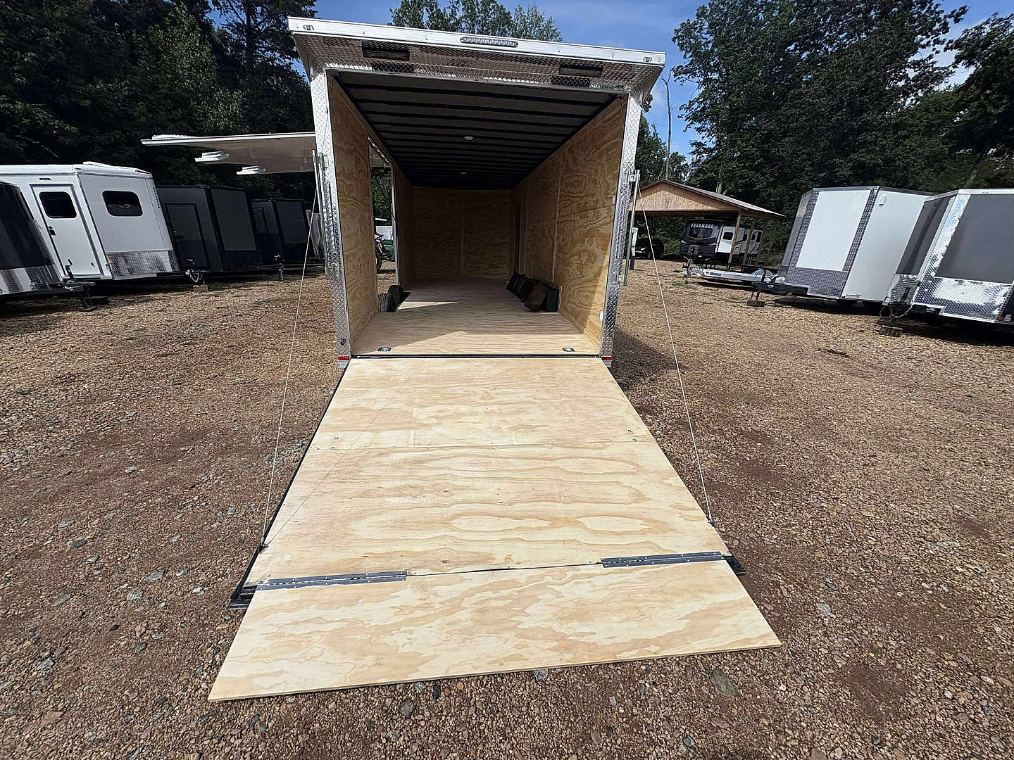 New 2026 Signature Series 8.5x24 Car / Racing Trailer