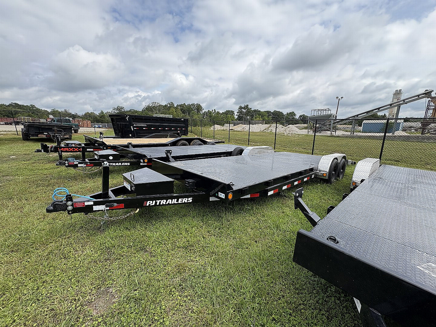 New 2026 PJ Trailers CH222 Car Hauler